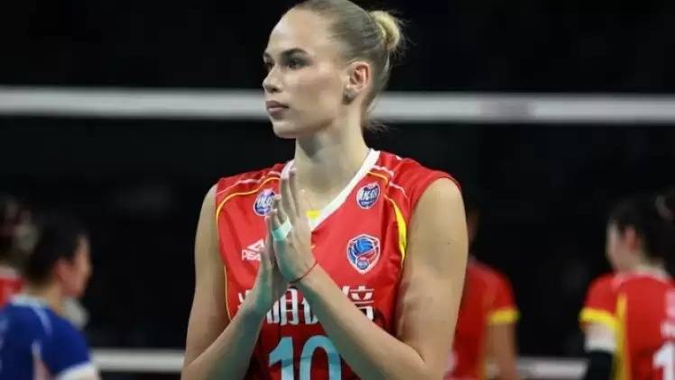 Arina Fedorovtseva sözleşmesini feshetti. Şoke etti 1